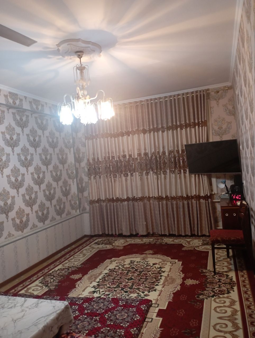 Навоий.трохлесник дом ижарага берилади