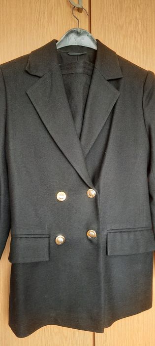 Дамски костюм, почти неползван