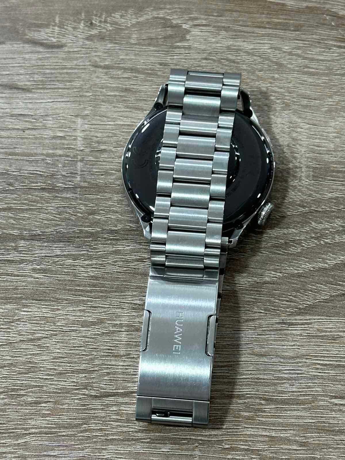 Продавам Смарт Часовник Huawei Watch 3 Active