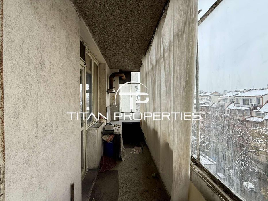 Продава се Тристаен апартамент в Пловдив, Каменица 1 - 100 кв.м за 1790 €/кв.м - Снимка #17