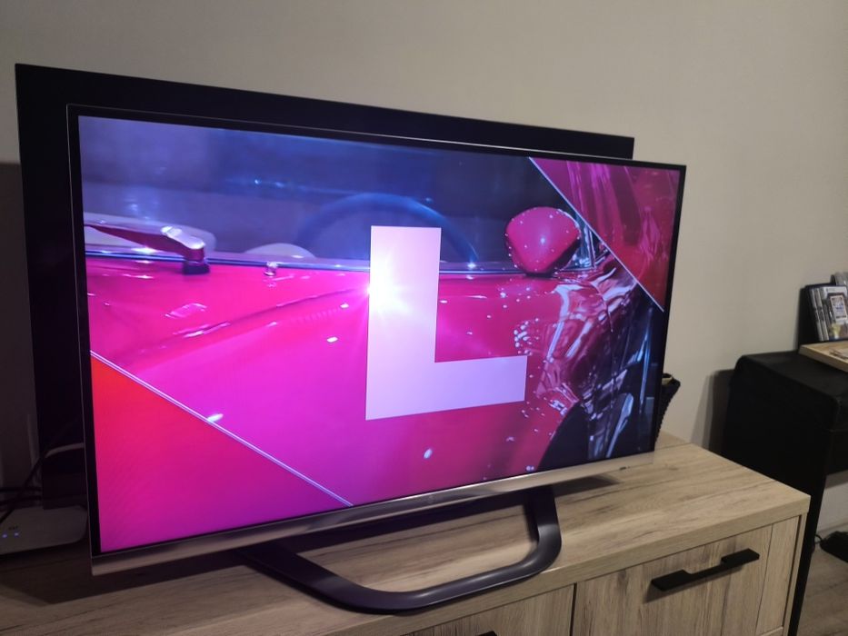 42 инчов телевизор LG