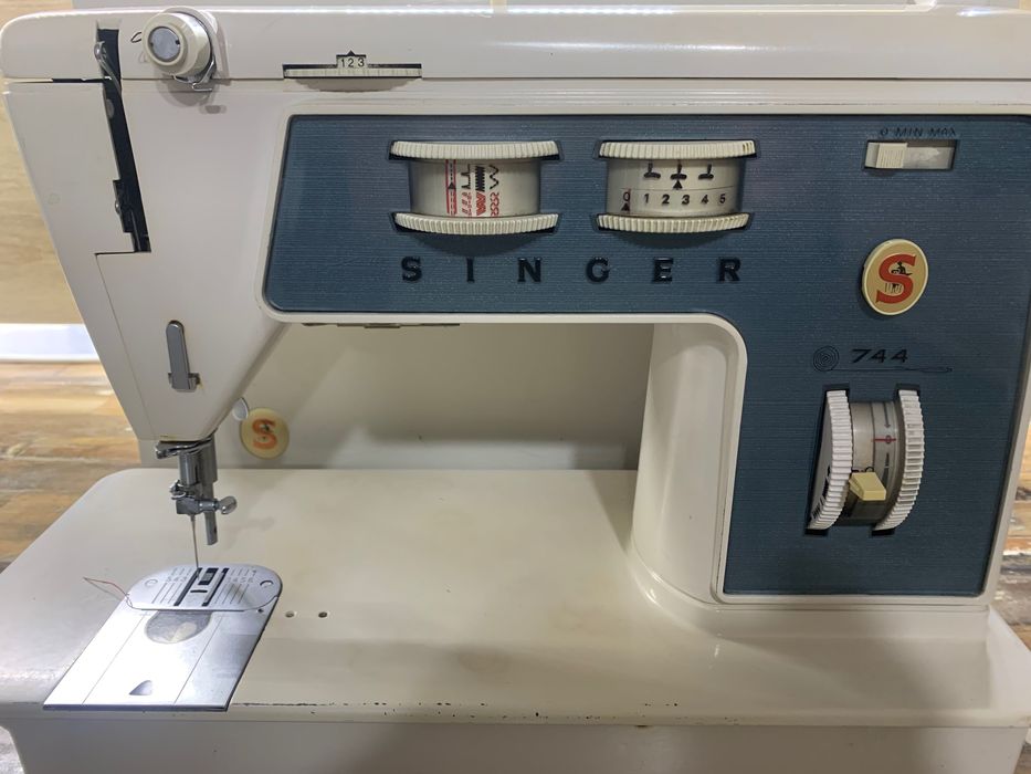 Singer 744 de colectie