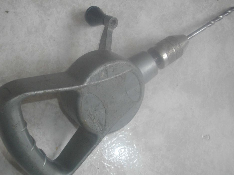 Голяма-Малка Ръчна Дрелка Профи Алумин/К-т 8 бр.Ръчно Длето Стругарско