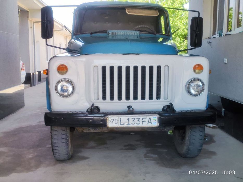 Gaz53 vodavoz sotiladi holati idiyal matori karobkasi zur i