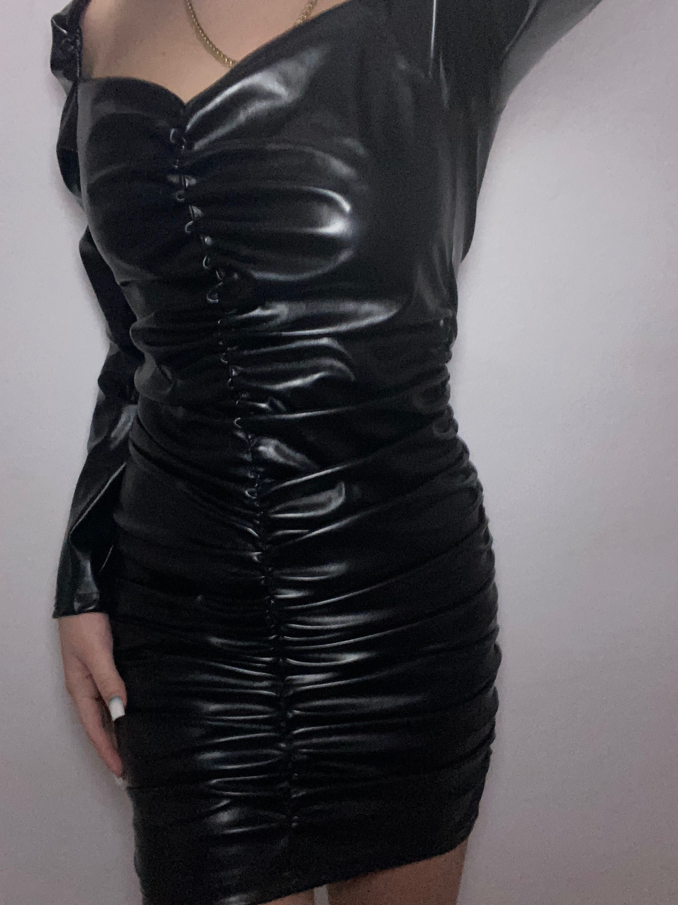 Rochie latex maneca lunga