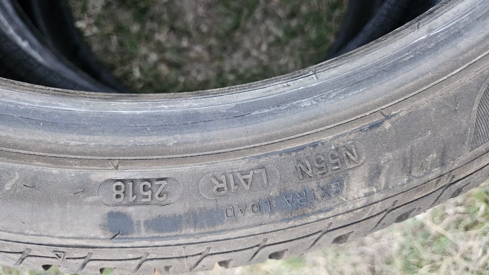 2бр като нови гуми 225 40 18 сава