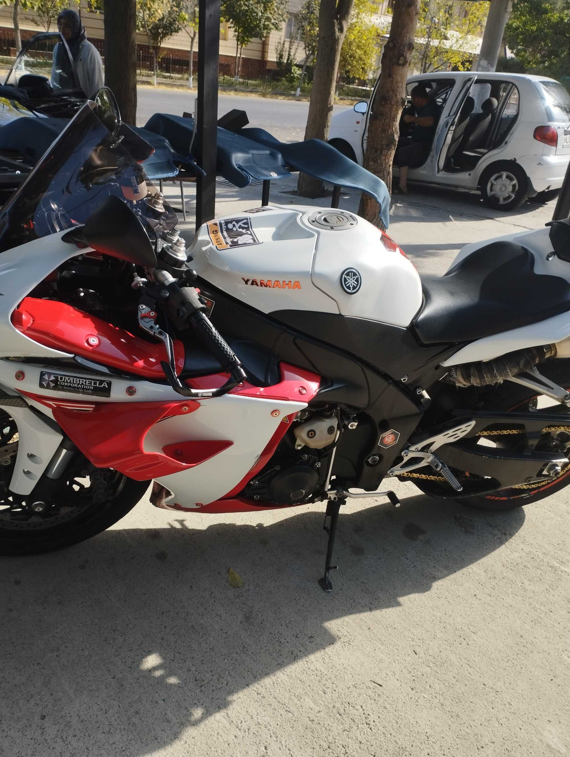 Yamaha yzf r 1 2014г.