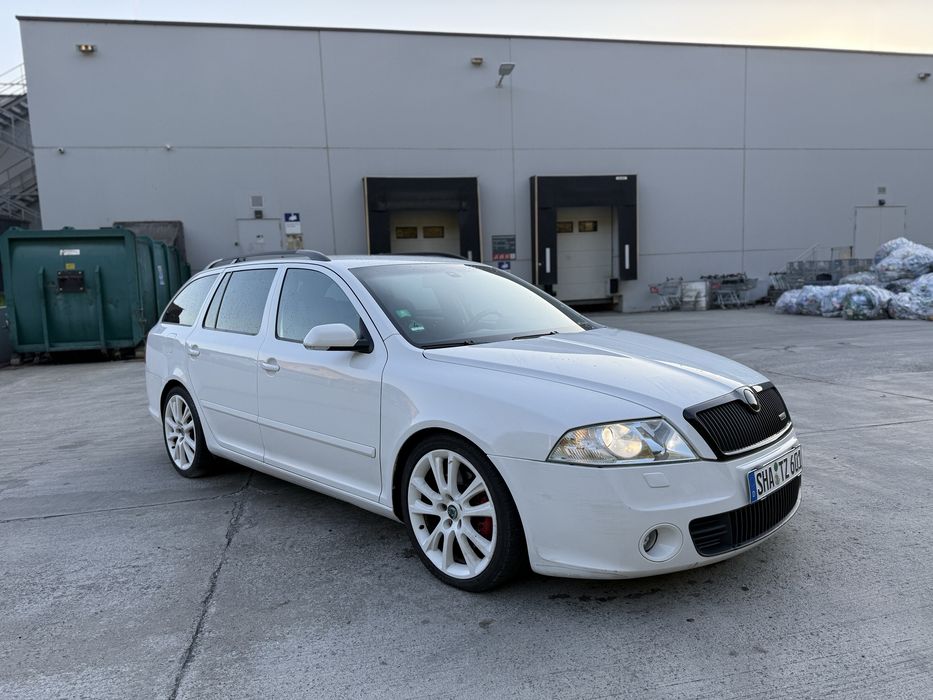 Skoda Octavia vrs 2.0 tfsi bwa 200cp Adus Recent