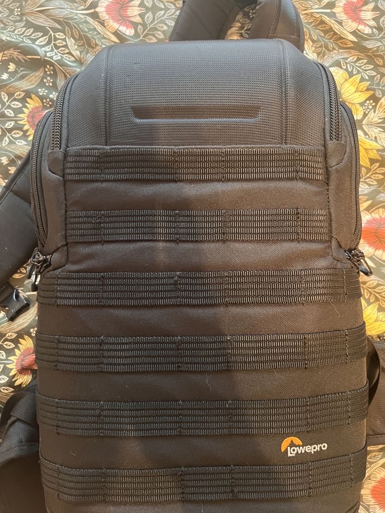 Canon 5D Mark IV + obiective + accesorii – în stare excelentă