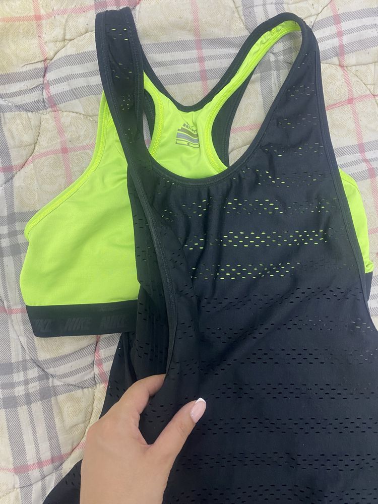 Дамски потник Nike Dry Fit