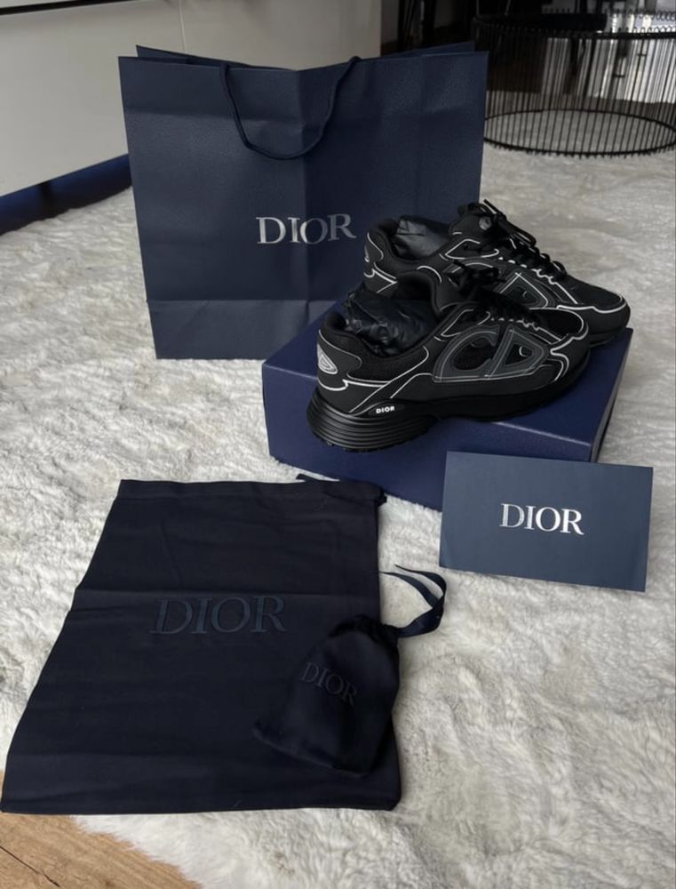 Dior b30