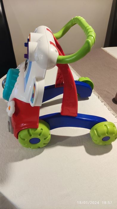 Проходилка за бутане Chicco