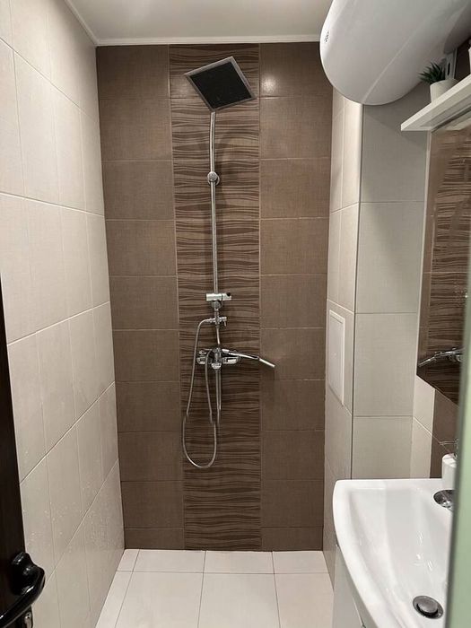 Тристаен апартамент! Отлично състояние!