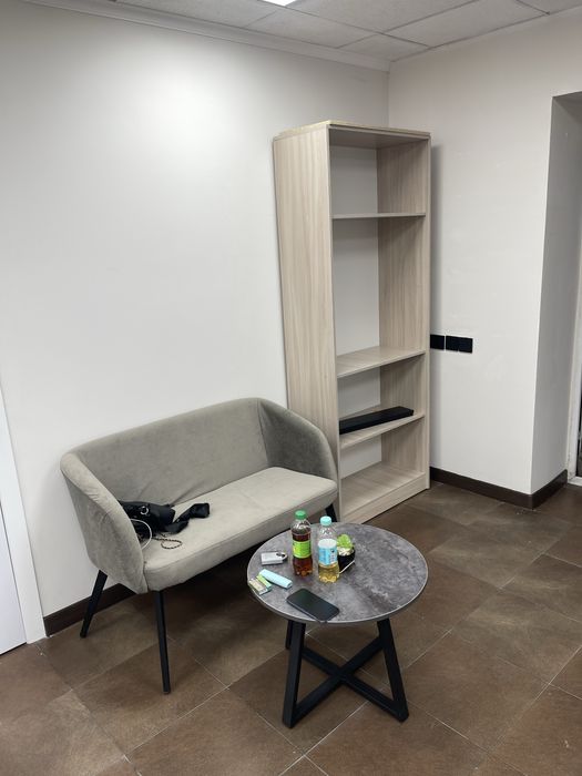 Сдаем в аренду кресла и кушетки