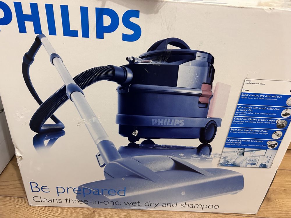 Aspirator Philips Triathlon FC 6844