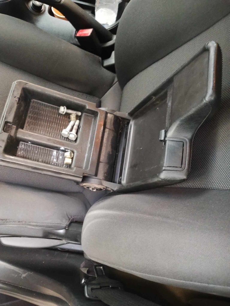 Подлакътник за BMW е46