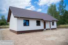 Vând căsuțe și cabane