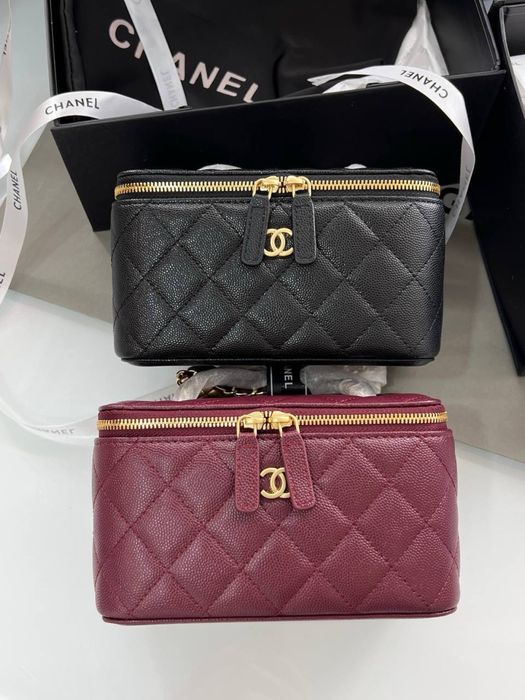 Geanta Chanel-piele naturală 100% Cod autenticitate interior