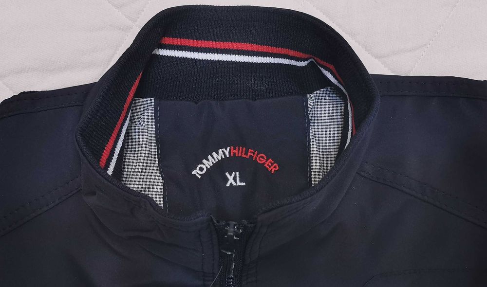 Geaca Tommy Hilfiger - XL