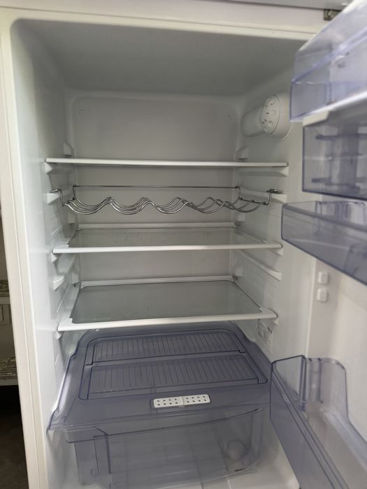 Хладилник “БЕКО”