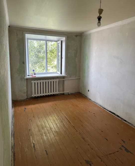 Продается 3х комн.кв на 8 микрорайоне б/р