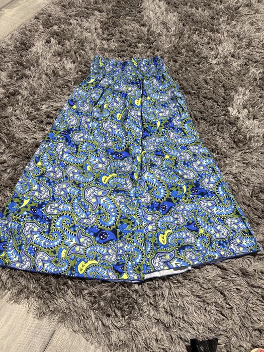 Fusta pantalon  marimea xl material super de vara