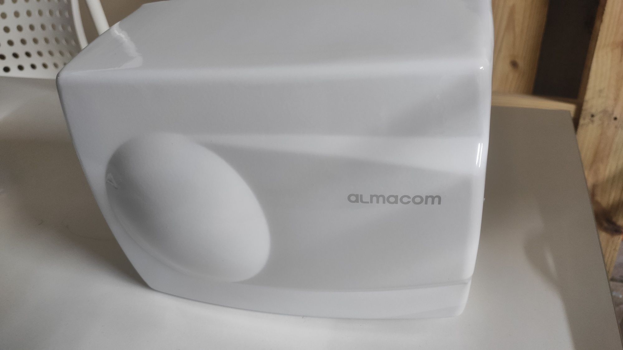 Сушилка для рук  Almacom