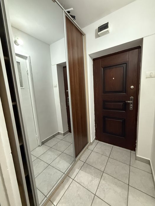 Garsonieră 32mp Titan• 1 min de metrou Costin Georgian