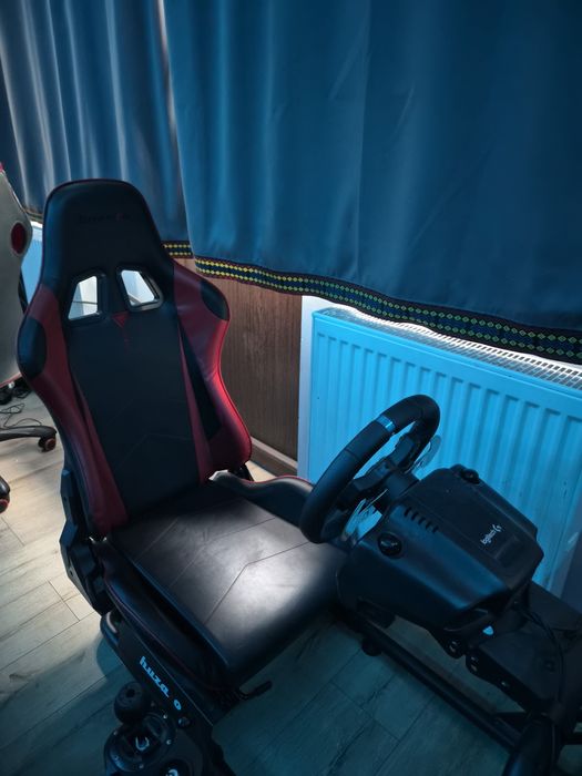 Simulator Logitech g29 Si monitor