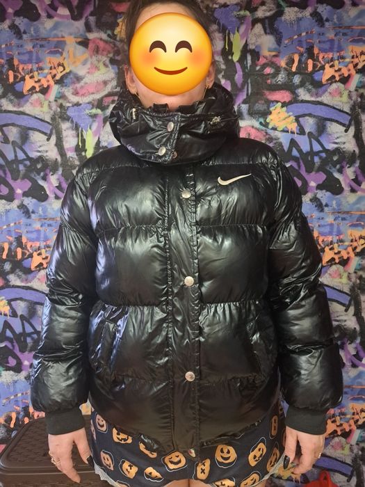 Продам куртку в хорошем состоянии размер 48.