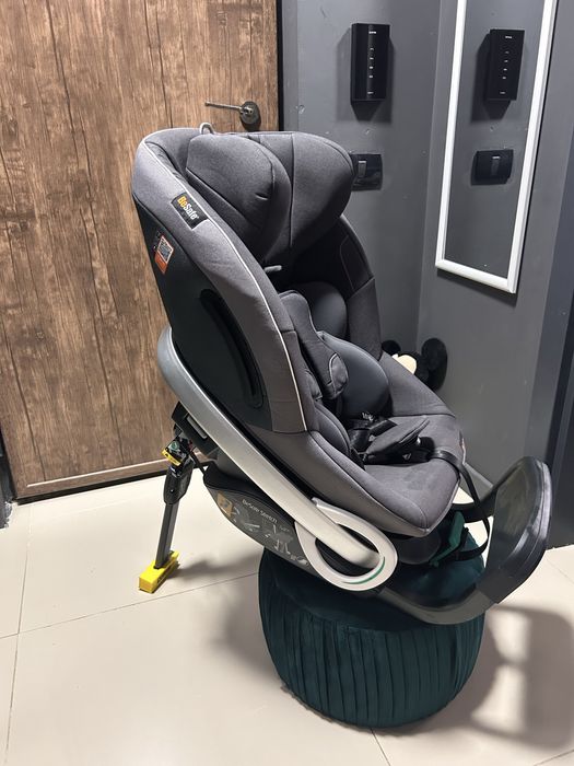 Vând Scaun Auto BeSafe Stretch CA NOU