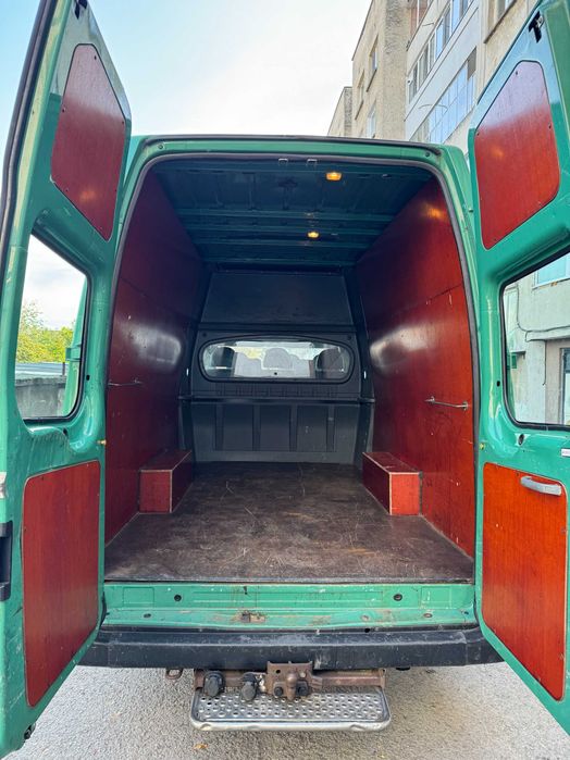 Ford Transit 2.4TDI 6м клима