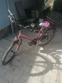 Bicicleta fetita fata fete roșie fără cadru