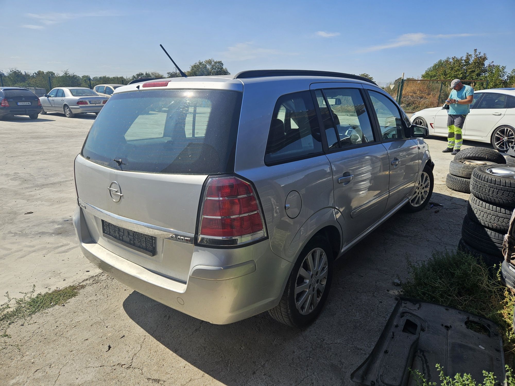 Опел Зафира 1.9 ЦДТИ 120к.с. На ЧАСТИ