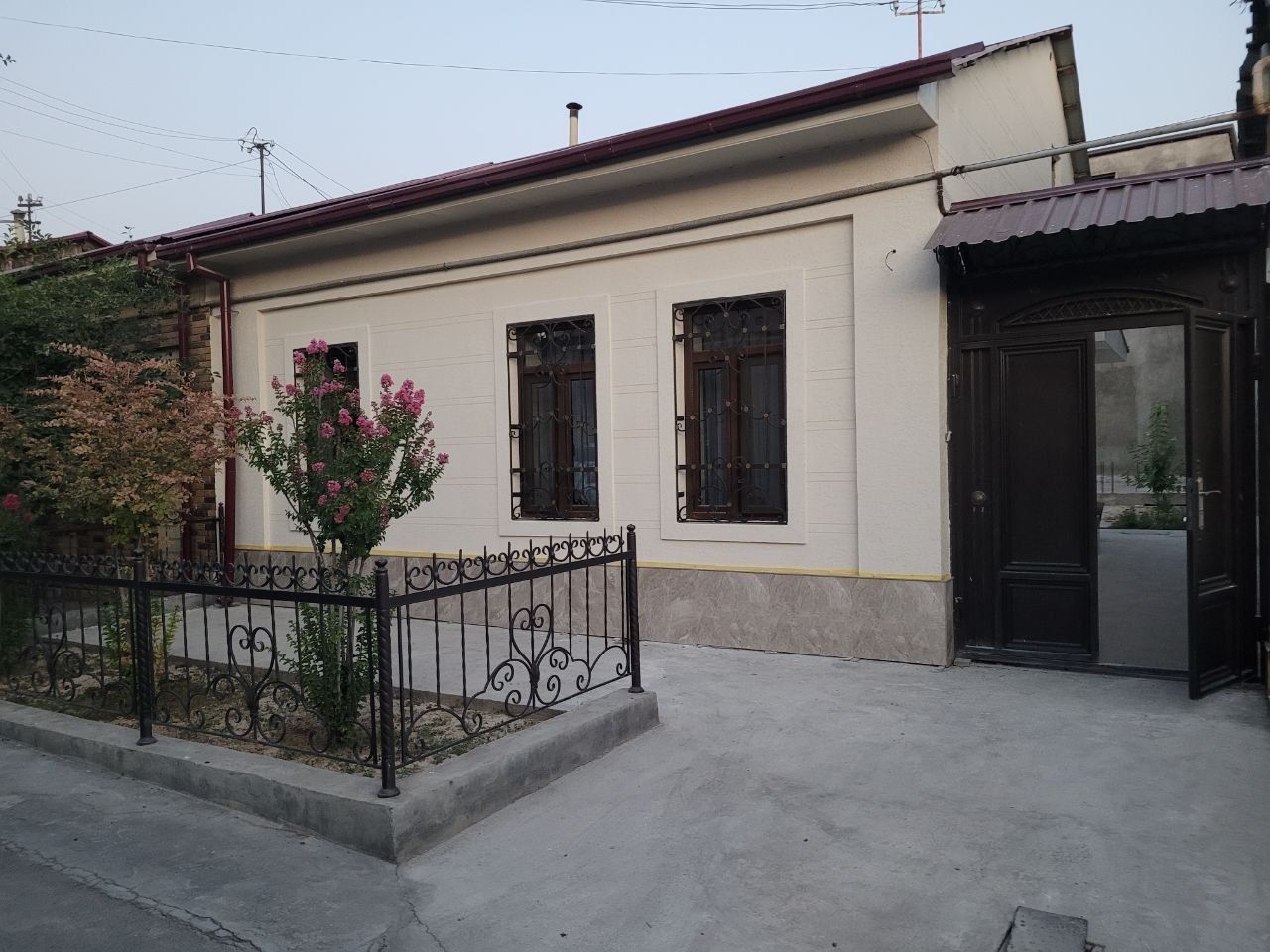 Продаётся дом в Ракат махалле, 3.2 сотки,