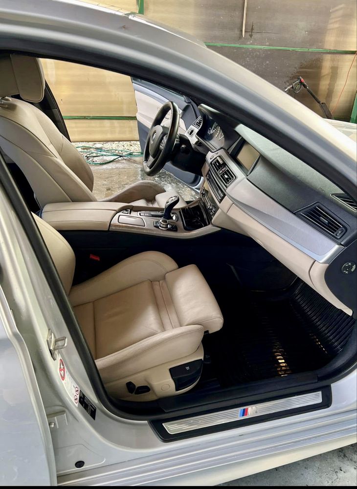 Vand bmw 525 xdrive, an 2013 , paket M