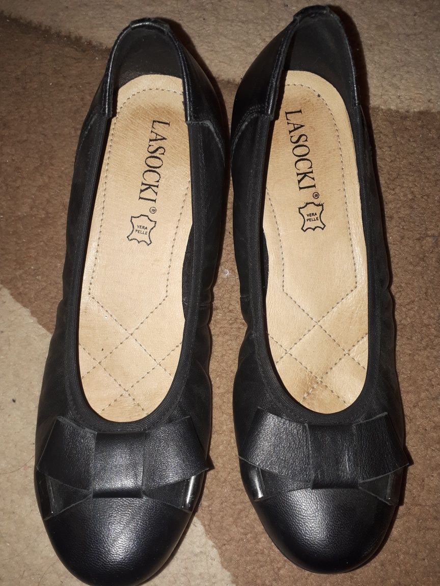 Pantofi din piele, masura 36, marca Lasocki