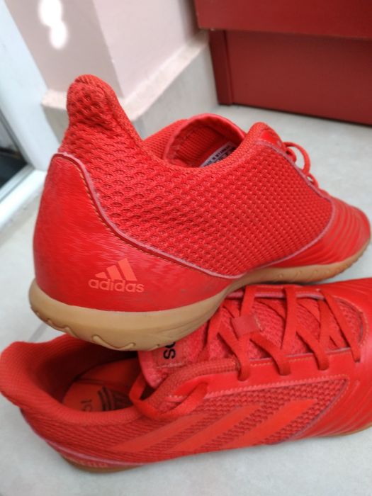 Маратонки Adidas Predator номер 43