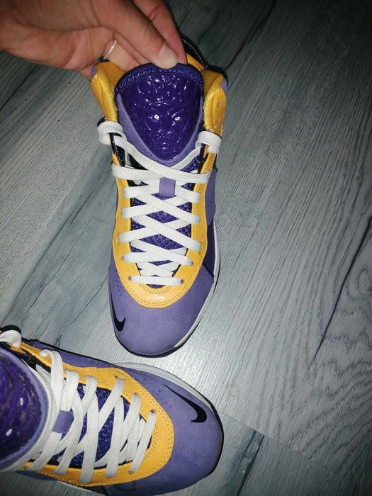 Adidasi nr 37,5 Nike LeBron