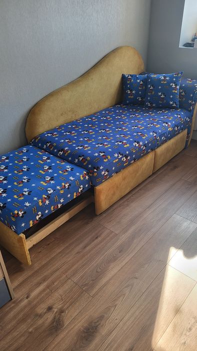 Продам детскую софу