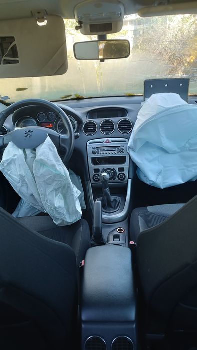 Пежо 308 1.6 бензин 120 к.с.на части