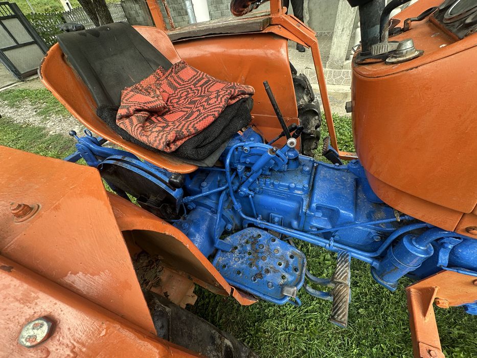 Tractor Fiat 350