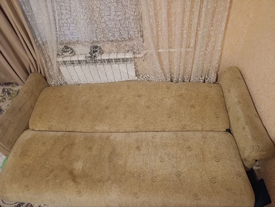 Отдам даром диван