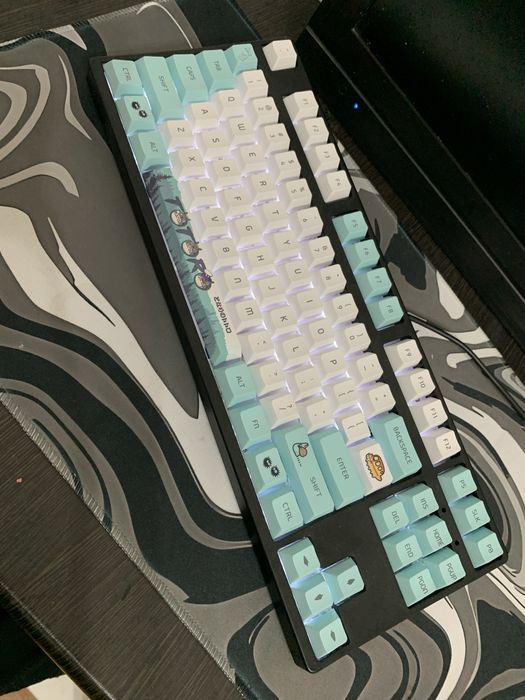 Продам механическую клавитуру