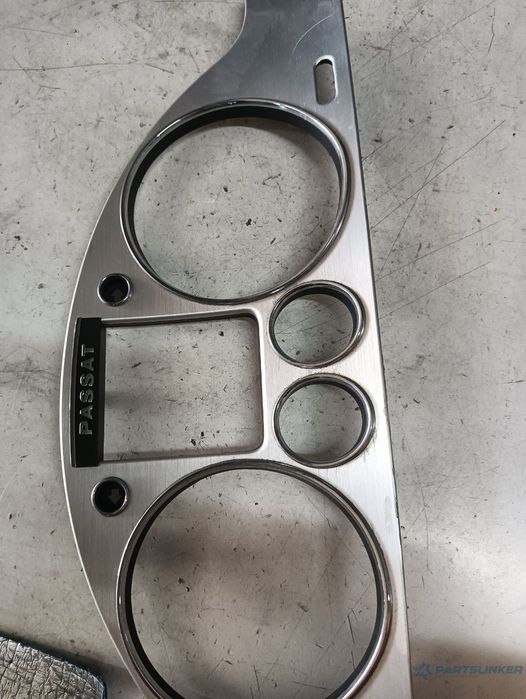 Ornament bord VOLKSWAGEN PASSAT (3C2) [ 2005 - 2010 ] OEM 3c1858335