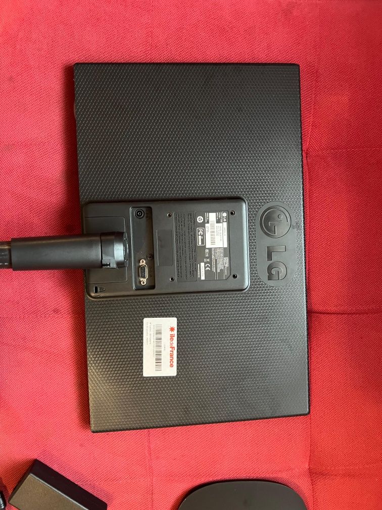 Set up calculator cu monitor