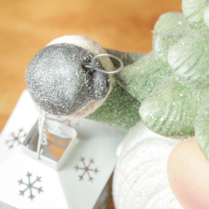 Коледен гном HOMCOM с лед фенер с батерии, устойчив на атмосферни в-я