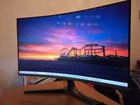Monitor Curbat Samsung IMENS 32 inch (80 cm) bun pentru Filme/Consola