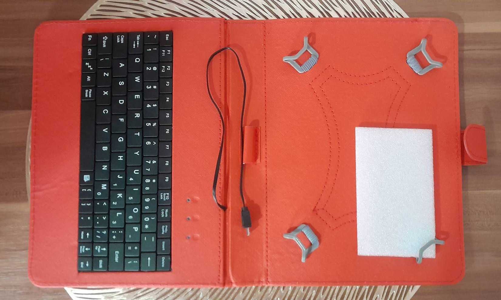 Husa tableta model X cu tastatura, 8 inch