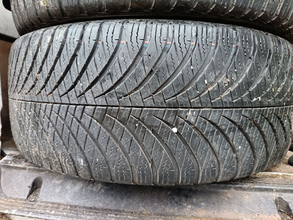 Anvelope 4sezoane ms 225 40 18 goodyear 2018 6.7mm